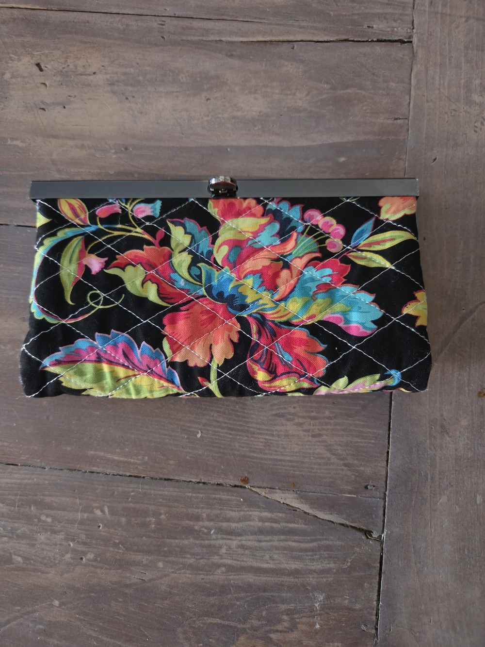 Vera Bradley "Va Va Bloom" Quilted Canvas Opera Frame Clutch Wallet
